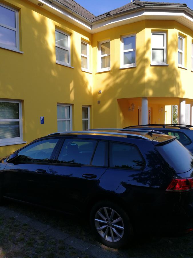 Felixanum Hotel & Galerie Isernhagen Exterior foto